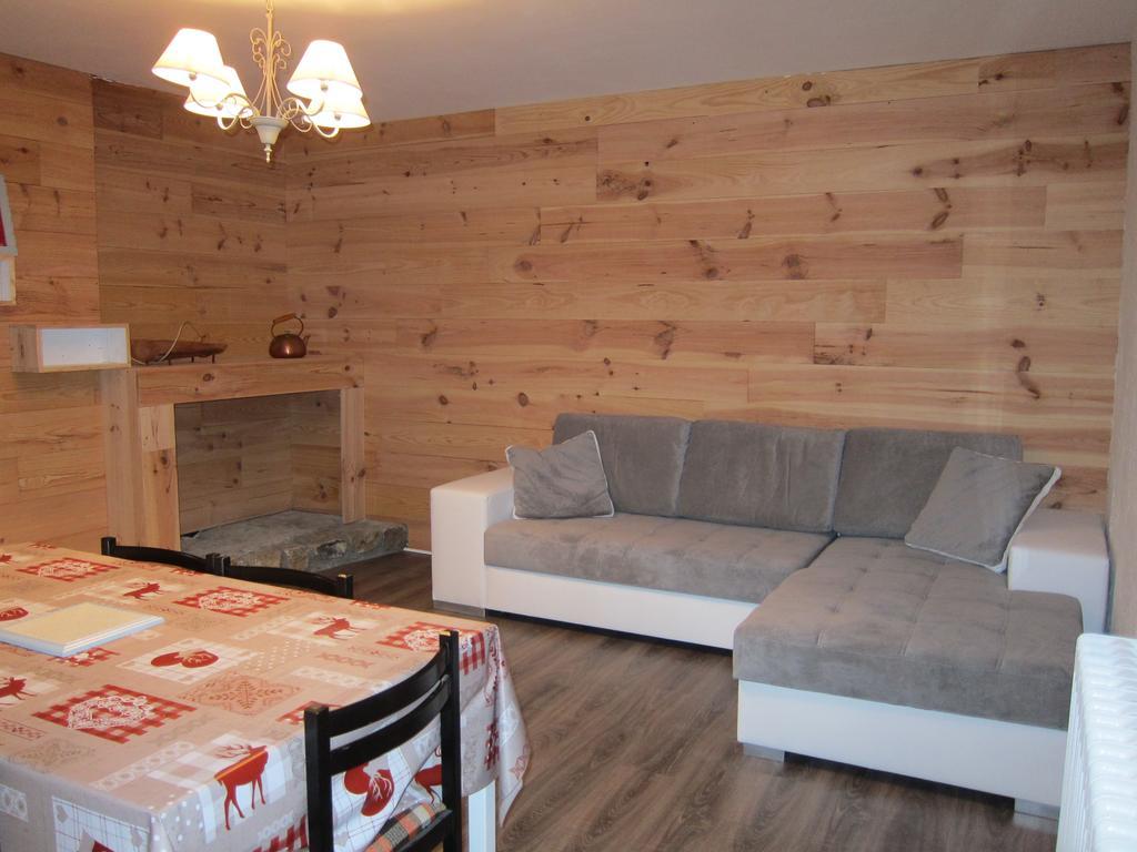 Appartement L'Isba à Boutx Extérieur photo